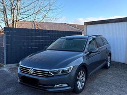 Grau Gebraucht 2016 VW Passat Comfortline Kombi | 8.950 € (Superpreis)