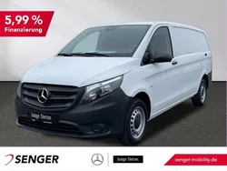 Weiß Gebraucht 2024 Mercedes Vito Van / Kleinbus | 33.261 € (Guter Preis)