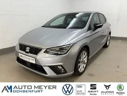 Urban silber metallic Gebraucht 2023 Seat Ibiza FR Limousine | 22.970 € (Fairer Preis)