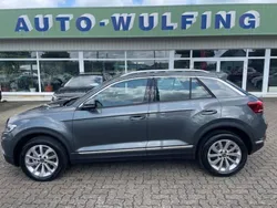 Indiumgrau Neu 2024 VW T-Roc IQ Drive SUV | 32.890 € (Superpreis)