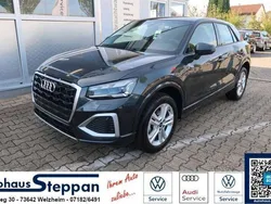 Manhattangrau metallic Gebraucht 2024 Audi Q2 Advanced Plus SUV | 29.990 € (Fairer Preis)