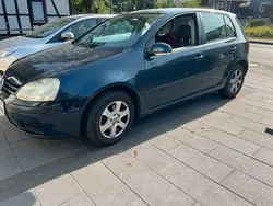 Blau Gebraucht 2006 VW Golf V Limousine | 1.800 € (Guter Preis)