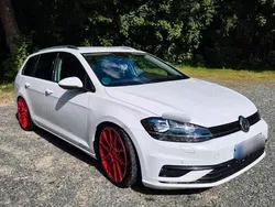 Weiß Gebraucht 2017 VW Golf VII Kombi | 10.990 € (Guter Preis)