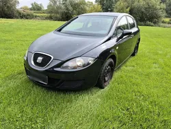 Schwarz Gebraucht 2007 Seat Leon Reference Limousine | 1.700 € (Fairer Preis)