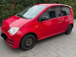 Rot Gebraucht 2006 Daihatsu Cuore Kleinwagen | 499 € (Guter Preis)