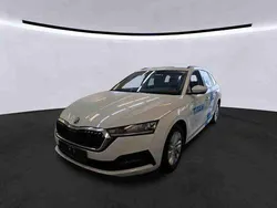 Candy weiß Gebraucht 2021 Skoda Octavia First Edition Kombi | 18.780 € (Fairer Preis)