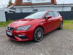 Rot Gebraucht 2017 Seat Leon FR Limousine | 13.950 € (Fairer Preis)