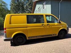Gelb Gebraucht 2008 VW T5 Van | 24.000 €