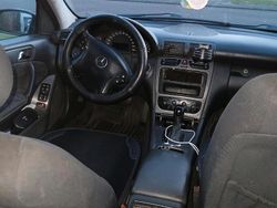 Schwarz Gebraucht 2003 VW Golf Limousine | 3.100 €