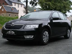 Schwarz Gebraucht 2014 Skoda Octavia Ambition Limousine | 6.980 € (Guter Preis)