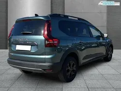 Zedergrün Neu 2025 Dacia Jogger Extreme Kombi | 22.990 € (Fairer Preis)
