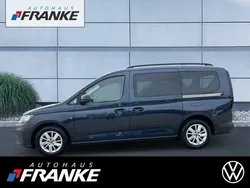 Blau Gebraucht 2021 VW Caddy Maxi Basis Van / Kleinbus | 31.419 € (Teuer)
