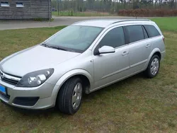 Silber Gebraucht 2006 Opel Astra Kombi | 2.950 € (Fairer Preis)