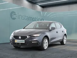 Grau Gebraucht 2024 Seat Leon Style Van / Kleinbus | 29.937 € (Fairer Preis)