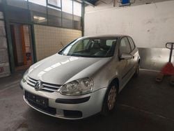 Silber Gebraucht 2005 VW Golf IV Individual Limousine | 1.000 € (Guter Preis)