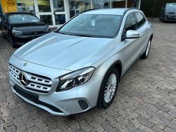 Silber Gebraucht 2019 Mercedes GLA180 SUV | 18.990 € (Fairer Preis)