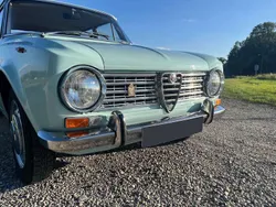 Alfa Romeo Giulia 1300