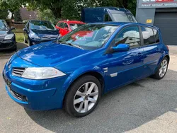 Blau Gebraucht 2006 Renault Mégane II Limousine | 2.500 € (Fairer Preis)