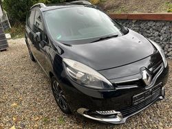 Schwarz Gebraucht 2014 Renault Scénic III Bose Edition Van / Kleinbus | 5.500 € (Teuer)