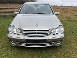 Silber Gebraucht 2006 Mercedes C200 Classic Limousine | 2.500 € (Superpreis)