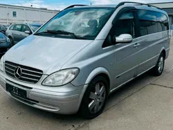 Silber Gebraucht 2007 Mercedes Viano Van / Kleinbus | 6.500 €