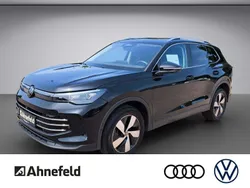 Schwarz Gebraucht 2024 VW Tiguan Elegance SUV | 47.950 € (Guter Preis)