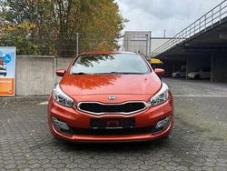 Orange Gebraucht 2016 Kia Ceed Coupé | 6.900 € (Guter Preis)