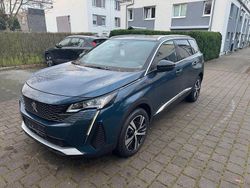 Blau Gebraucht 2024 Peugeot 5008 SUV | 24.000 €