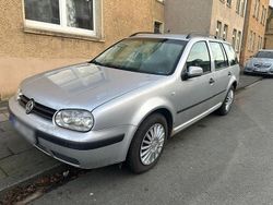 Silber Gebraucht 2002 VW Golf IV Kombi | 1.250 € (Guter Preis)