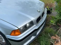 Silber Gebraucht 1993 BMW 320 Coupé | 2.999 €