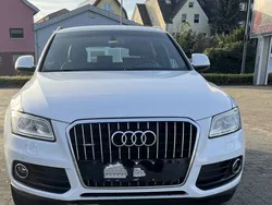Weiß Gebraucht 2012 Audi Q5 Comfort SUV | 15.500 € (Fairer Preis)