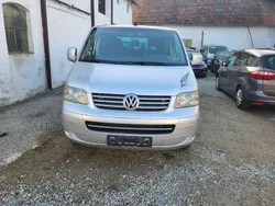 Reflexsilber metallic Gebraucht 2006 VW T5 Van | 4.550 €