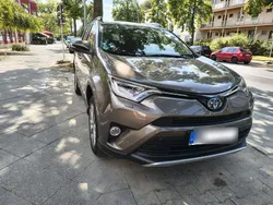 Braun Gebraucht 2017 Toyota RAV4 Hybrid Edition-S SUV | 21.500 € (Fairer Preis)