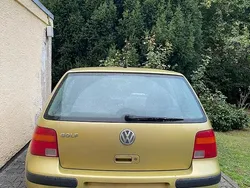 Gelb Gebraucht 2000 VW Golf IV Kleinwagen | 1.450 € (Guter Preis)