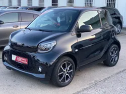 Schwarz Gebraucht 2022 Smart ForTwo Electric Drive Coupé | 11.999 € (Guter Preis)