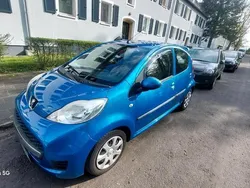 Blau Gebraucht 2011 Peugeot 107 Filou Kleinwagen | 2.800 € (Fairer Preis)
