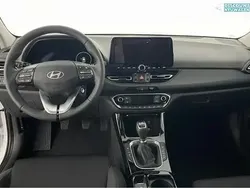 Weiß, atlas white Neu 2025 Hyundai i30 GO! Limousine | 21.090 € (Fairer Preis)