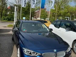 Blau Gebraucht 2019 BMW 320 Luxury Line Kombi | 18.000 € (Guter Preis)
