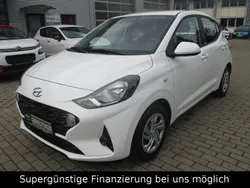 Weiß Gebraucht 2020 Hyundai i10 Select Kleinwagen | 11.790 € (Fairer Preis)