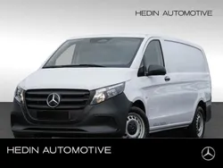 Weiß Gebraucht 2025 Mercedes Vito Van / Kleinbus | 31.812 € (Etwas zu teuer)