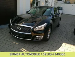 Schwarz Gebraucht 2018 Infiniti Q70 Premium Limousine | 15.900 €