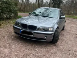 Grau Gebraucht 2004 BMW 318 Lifestyle Limousine | 2.500 € (Fairer Preis)