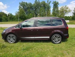 Rot Gebraucht 2018 VW Sharan Van / Kleinbus | 31.500 € (Etwas zu teuer)