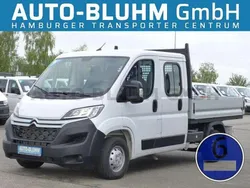 Eisweiß Gebraucht 2023 Citroën Jumper Van / Kleinbus | 26.775 € (Fairer Preis)