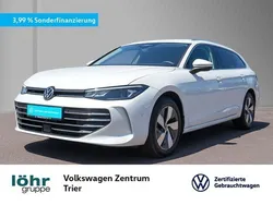 Oryxweiß perlmutteffekt Gebraucht 2024 VW Passat Business Kombi | 31.980 € (Fairer Preis)