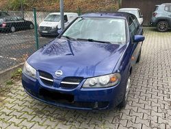Blau Gebraucht 2002 Nissan Almera Limousine | 1.450 € (Fairer Preis)