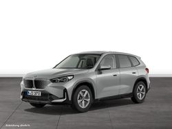 Grau Gebraucht 2024 BMW iX1 SUV | 45.580 € (Teuer)