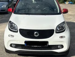 Weiß Gebraucht 2017 Smart ForFour Limousine | 7.500 € (Guter Preis)