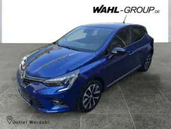 Blau Gebraucht 2022 Renault Clio V Zen Limousine | 14.680 € (Guter Preis)