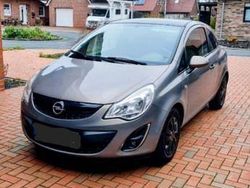 Grau Gebraucht 2013 Opel Corsa Kleinwagen | 4.500 € (Fairer Preis)